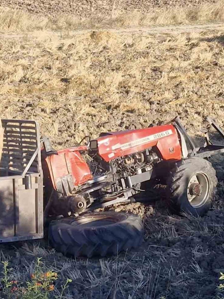 Çorum’da minibüsün çarptığı traktör şarampole yuvarlandı: 1 ölü, 1 yaralı