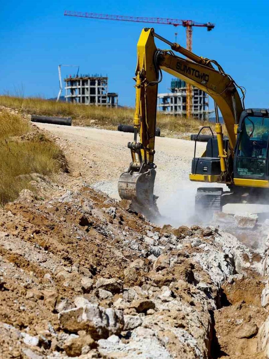Uşak’ta altyapı çalışmaları sürüyor