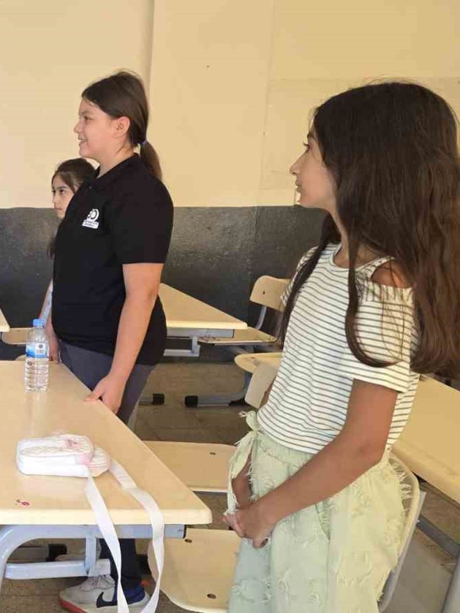 Kaymakam Öztürk, uyum haftasında öğrencilerle buluştu
