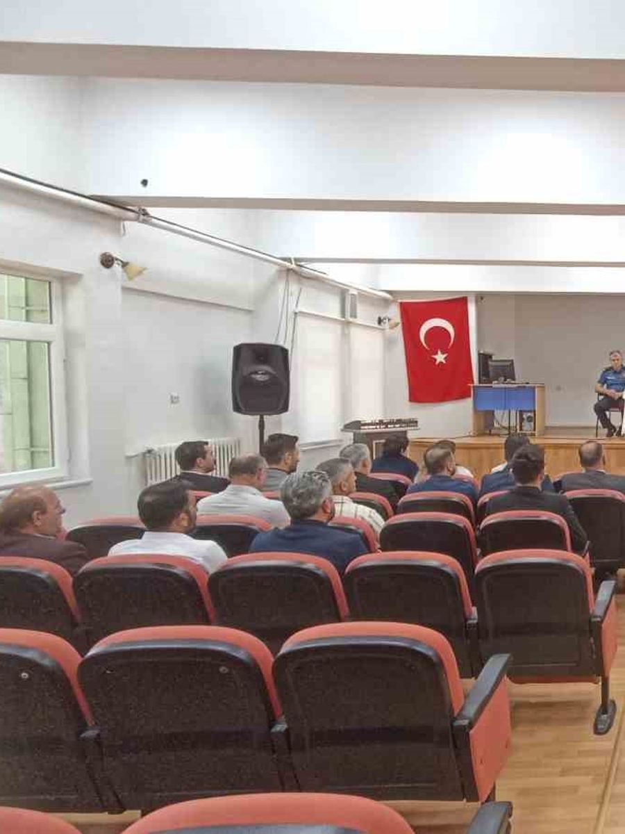 Okul önlerinde trafik tedbirleri artırılacak