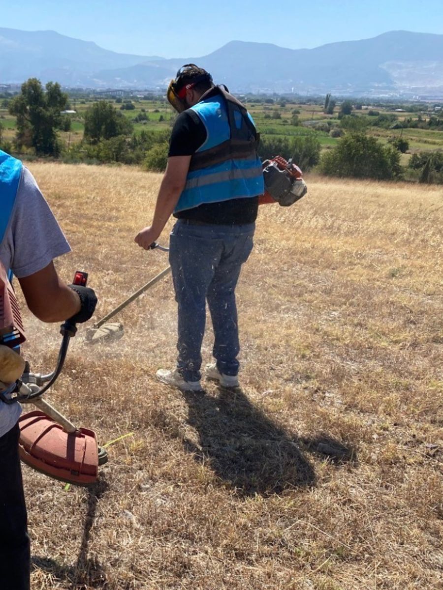 Denetimli serbestlik yükümlülerinden okullarda bakım onarım çalışması