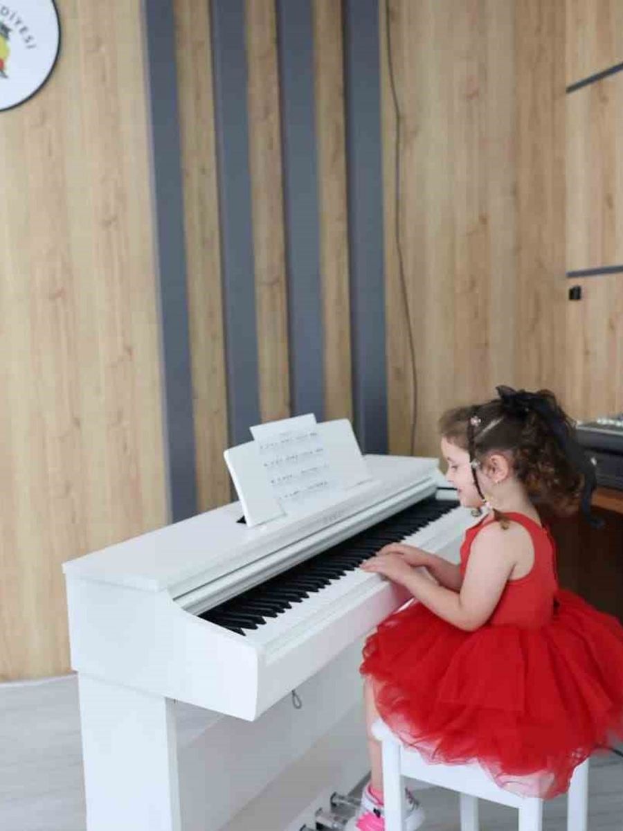 Honaz Çocuk Korosu’ndan müzik ziyafeti