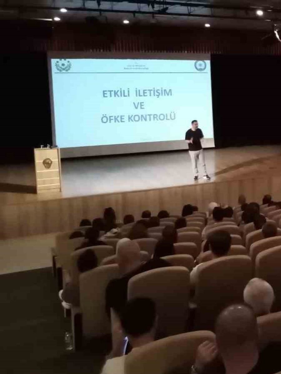 Güvenlik görevlilerine gelişim eğitimi verildi