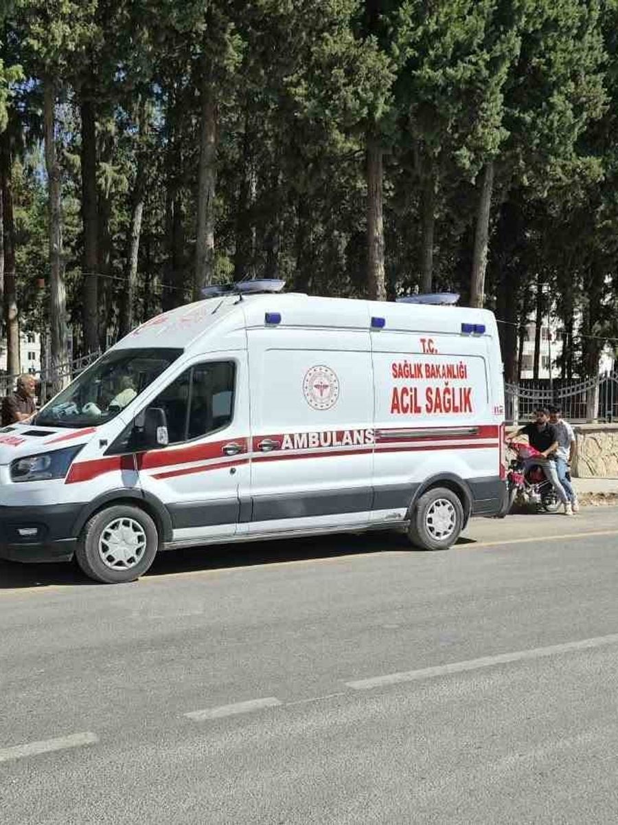 Otomobilin çarptığı yaya yaralandı