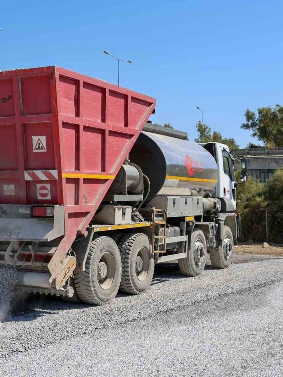 Efeler Belediyesi’nden Tepecik’e 15 bin metrekare asfalt
