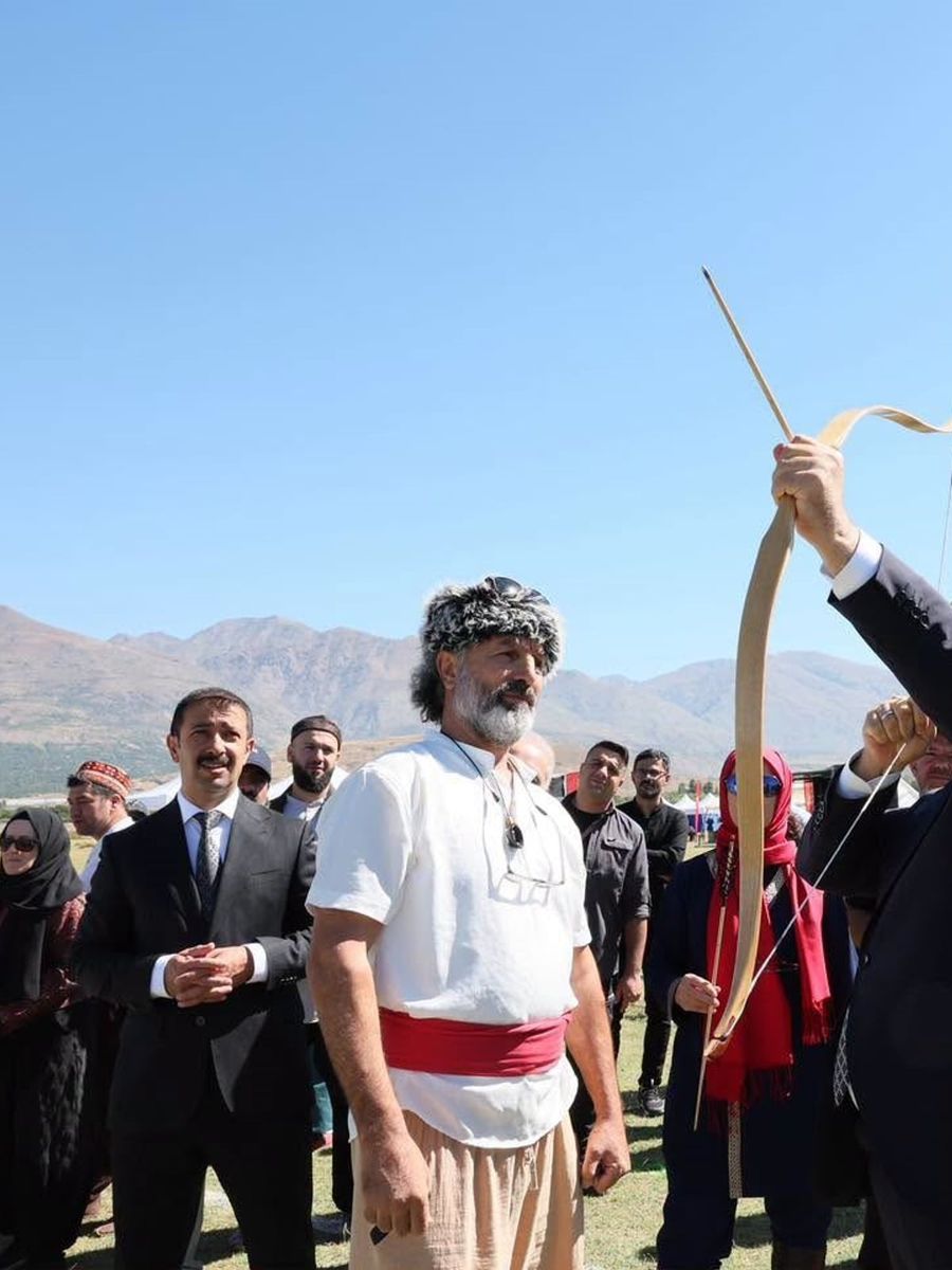 Erzincan’da geleneksel okçuluk heyecanı