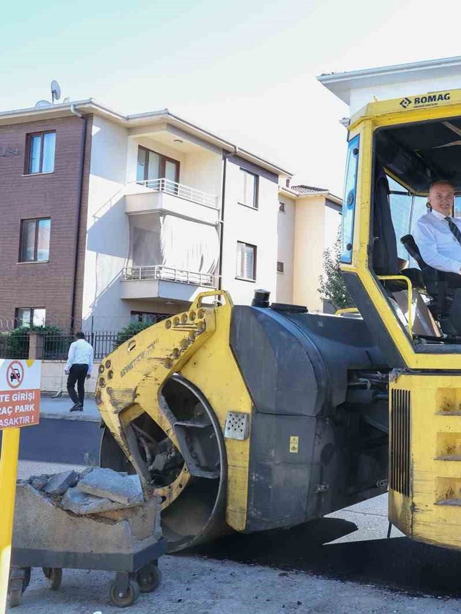Başkan Özlü’den asfalt çalışmalarına yakın markaj