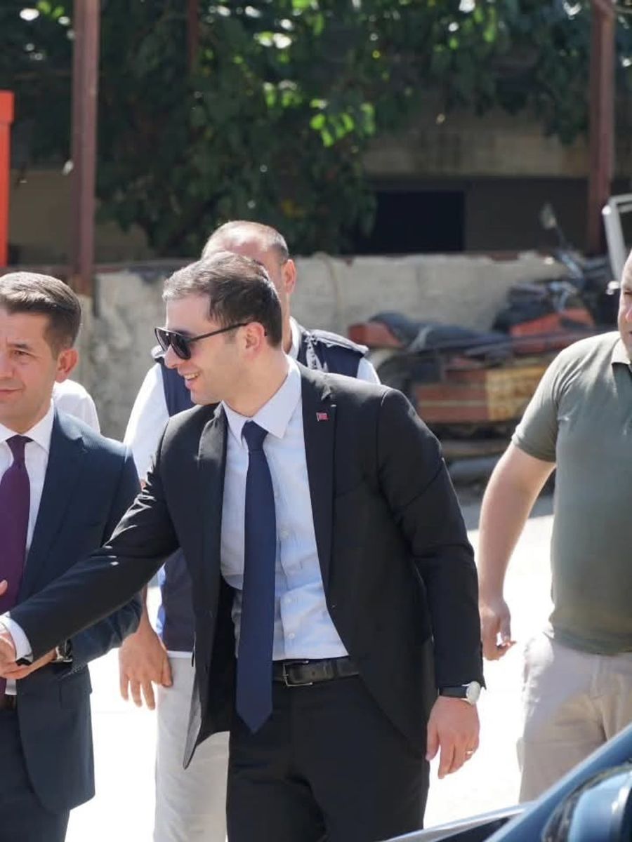 Feke’de projeler sahada değerlendirildi, esnafın talepleri dinlendi