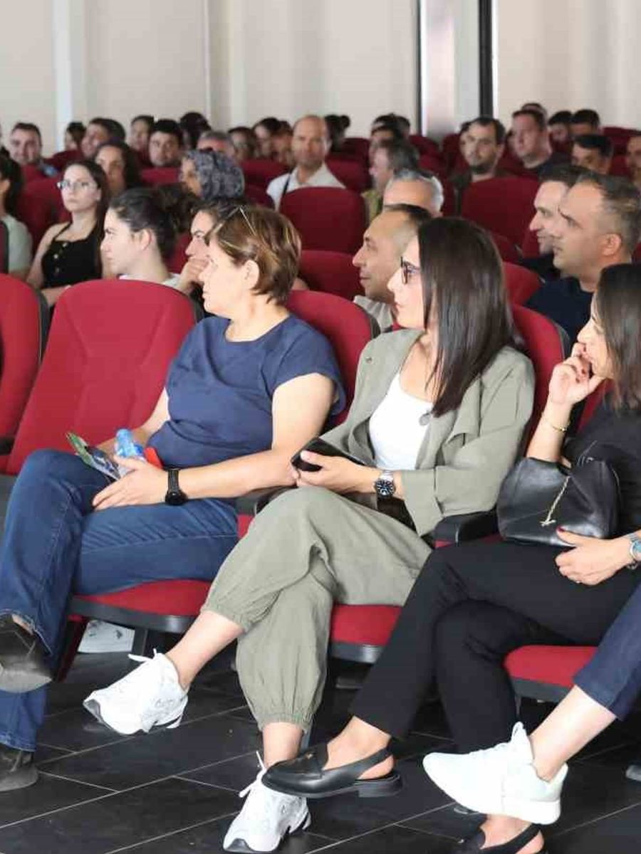 Aydın’da Gençlik ve Spor İl Müdürlüğü personeline güvenlik eğitimi verildi