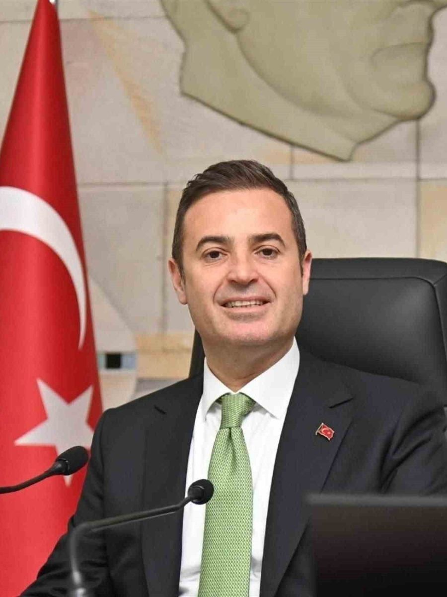Başkan Akın: "Esnaf olmadan eşraf olmaz"