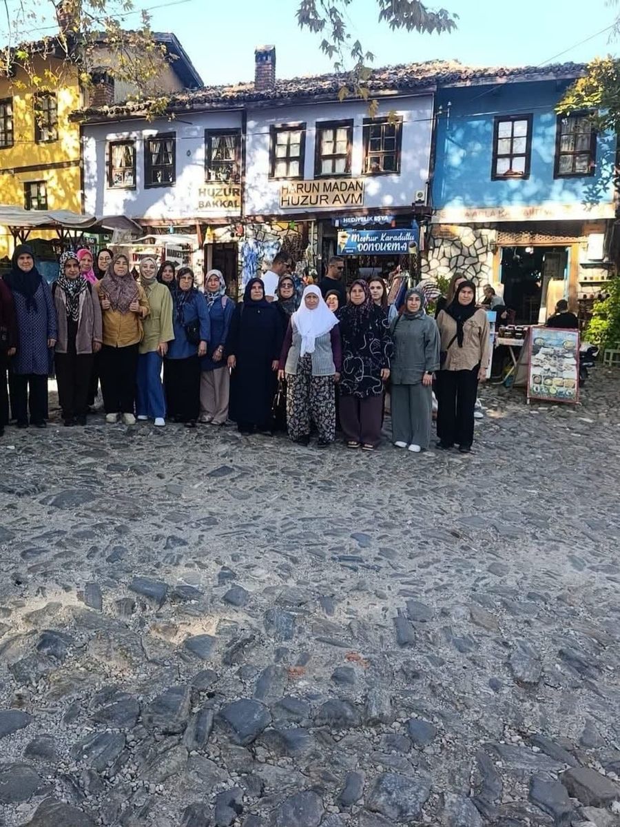 Sarıgöllü kadınlardan Bursa’ya kültür gezisi