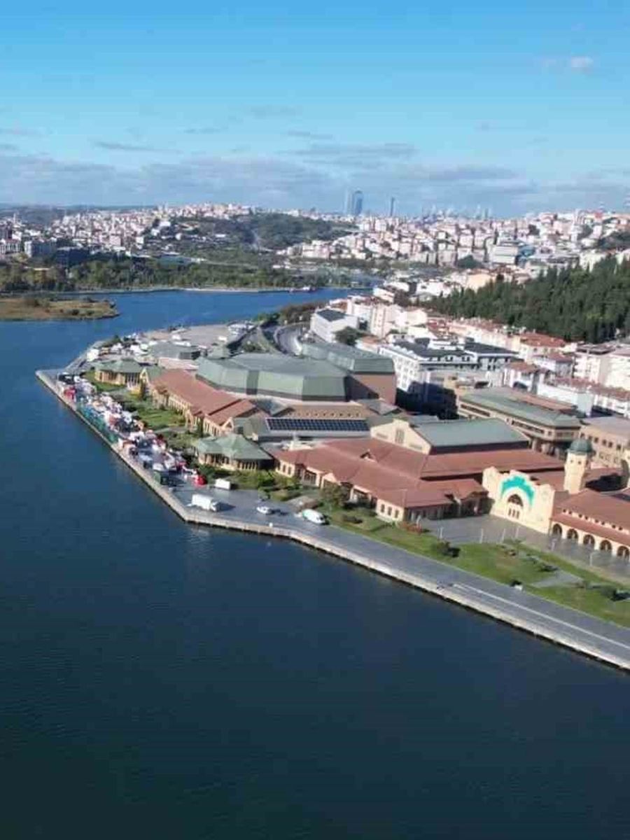 Eyüpsultan sahilinde vatandaşların ağır koku şikayeti