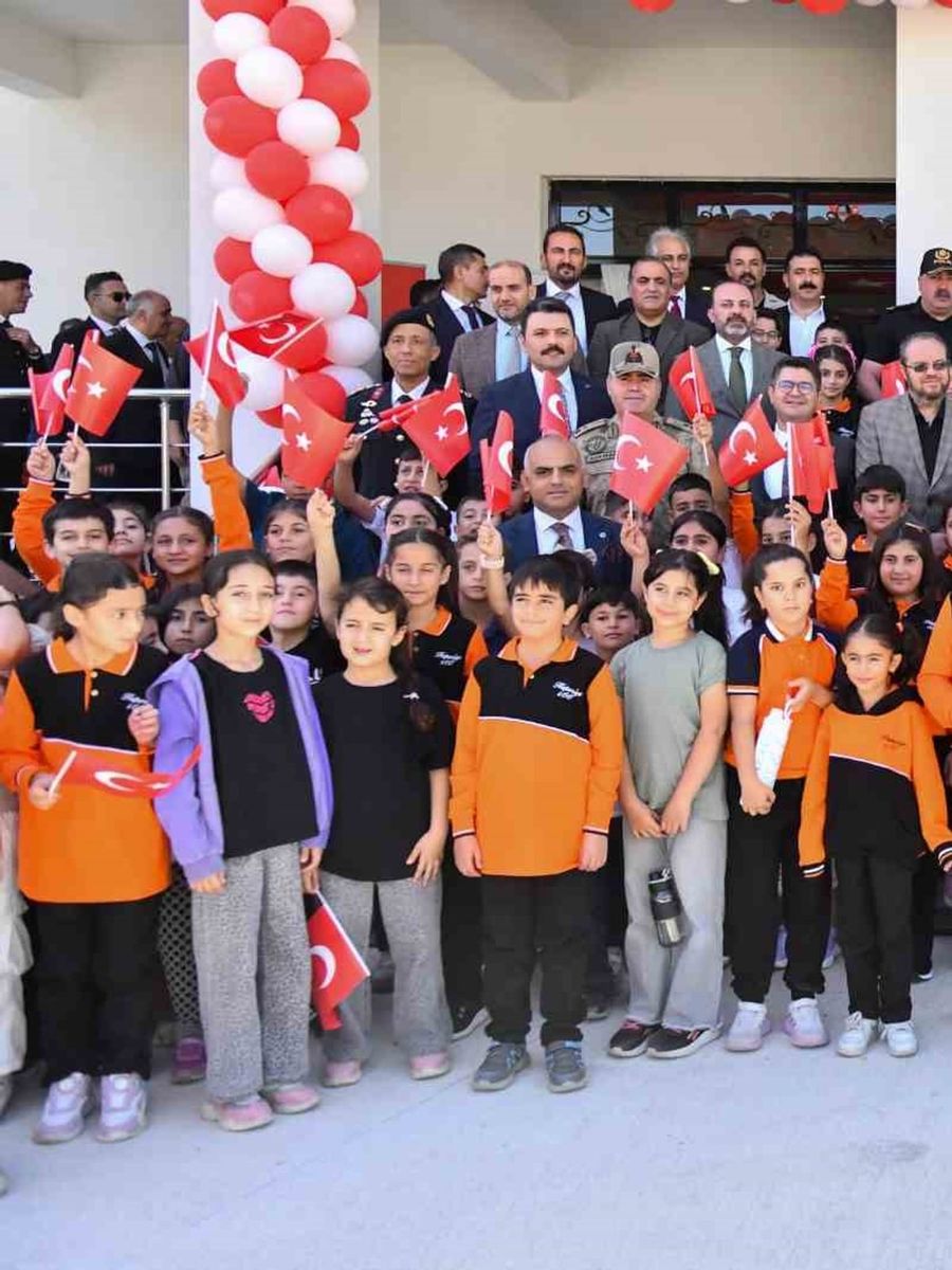 Van’da 274 bin 685 öğrenci ders başı yaptı