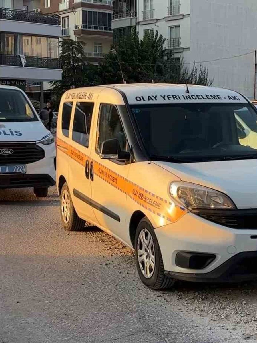 5. kattan düşen genç kız hayatını kaybetti