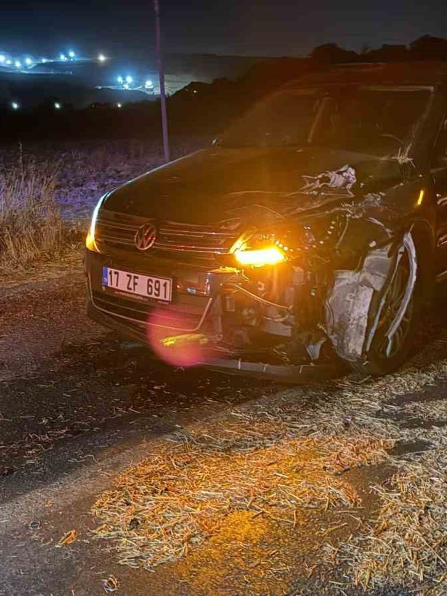 Çan’da otomobil saman yüklü traktöre çarptı: 1 yaralı