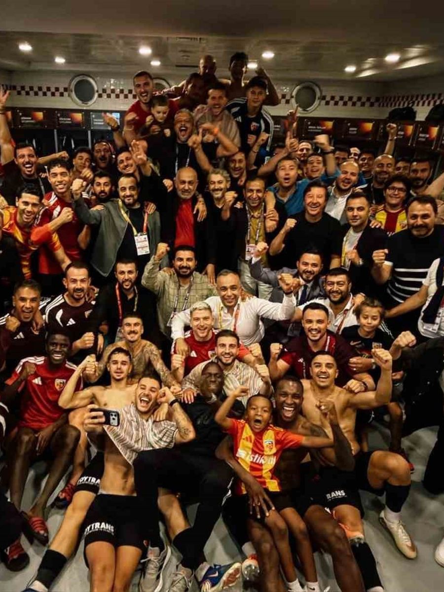 Kayserispor, liderlik koltuğunda