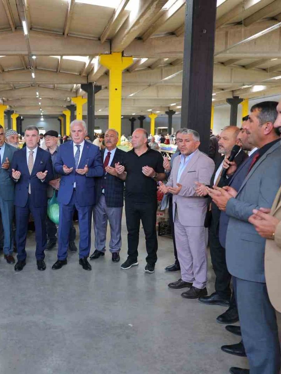 Bayburt’ta Ahilik Haftası halk pazarında başladı