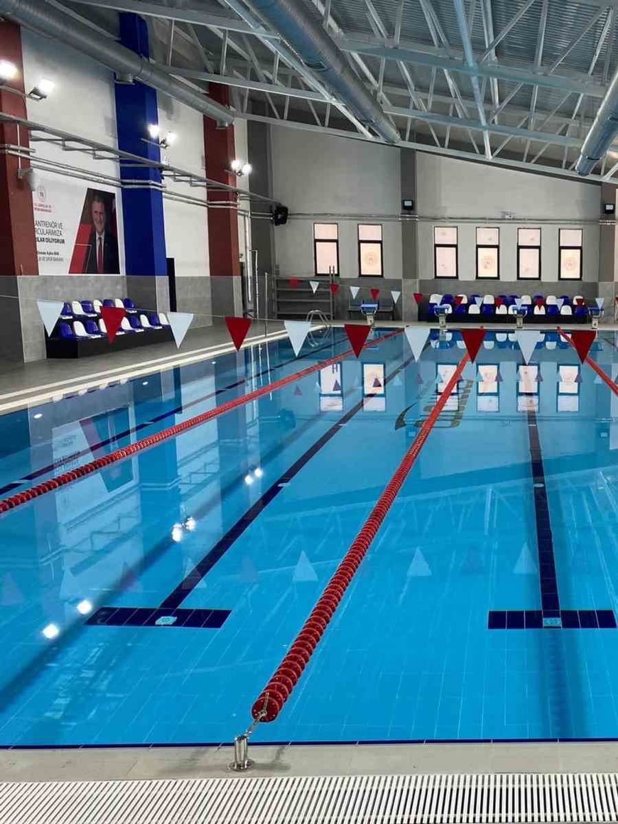 Bandırma’da "7’den 70’e yüzme bilmeyen kalmasın" projesi başlıyor