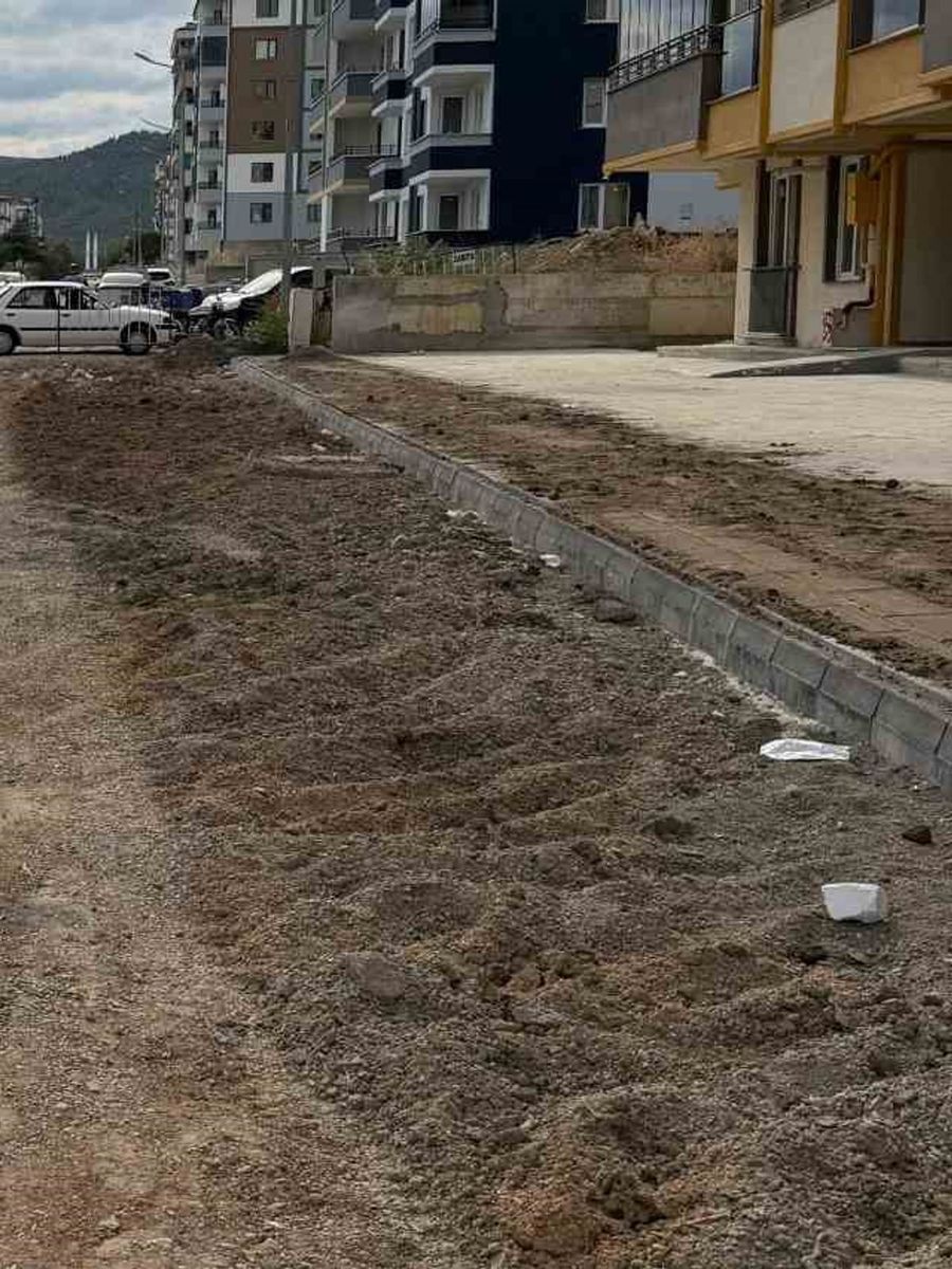Boyabat’ta yol çalışması
