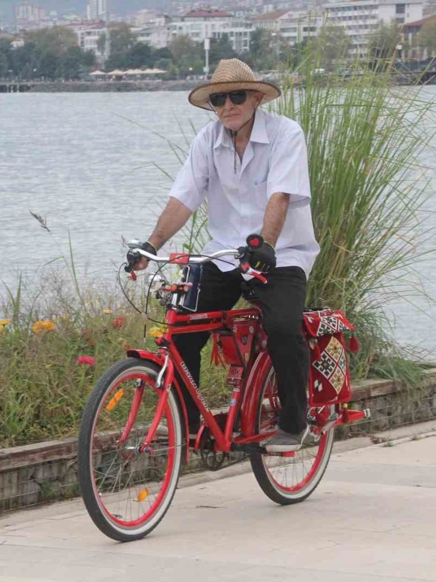 Karne hediyesiyle başladı, 50 yıldır pedal çeviriyor
