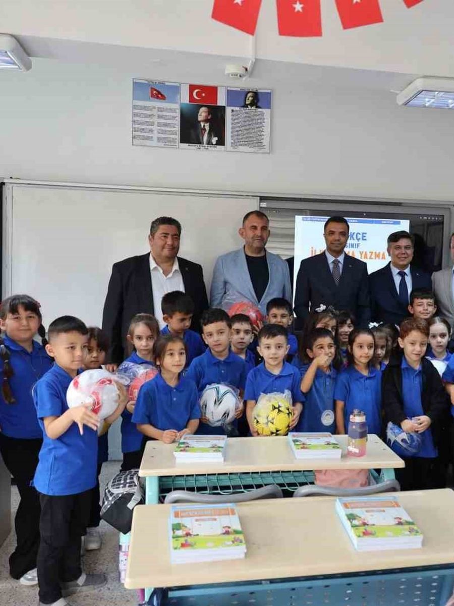 Başkan Durgut, öğrencilerle bir araya geldi