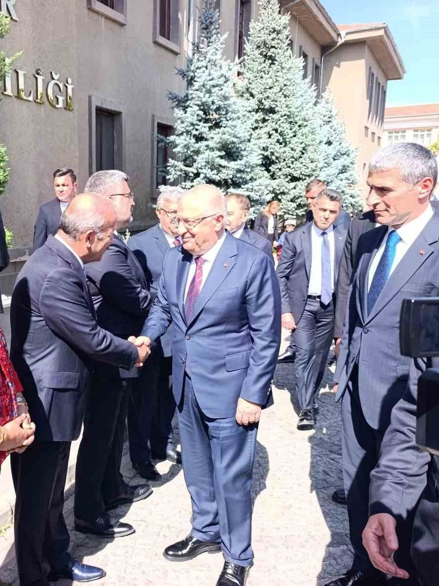 Bakan Güler Afyonkarahisar’da