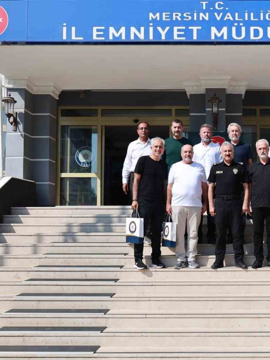 Emniyet Müdürü Aktaş, yaş haddinden emekli olan meslektaşlarıyla buluştu