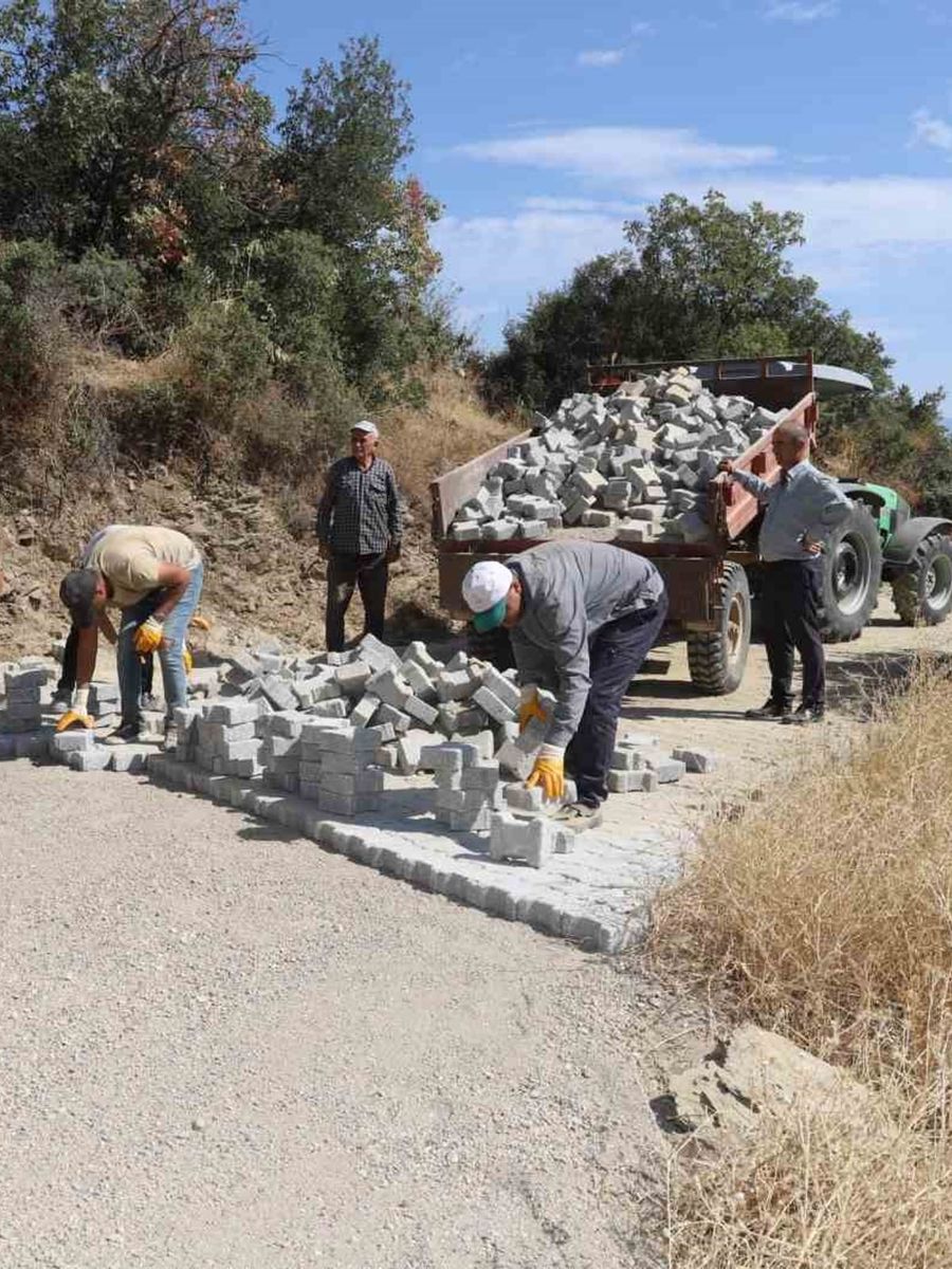 Nazilli’de eski sokaklar yenileniyor