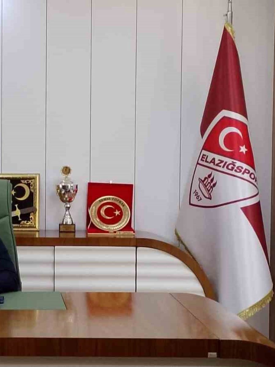 Elazığspor Basın Sözcüsü Koç: "Bu takımı şampiyon yapacağız"